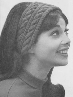 This great vintage headband is a quick knitting project in the color of your choice. Makes a fantastic gift!  Please note: This is a digital download of reformatted vintage pattern from my collection, not the original hard copy pattern. Knitted Headband Pattern, Quick Knitting Projects, Vintage Headband, Knit Headband Pattern, Knitted Headband, Vintage Headbands, Motif Vintage, Headband Pattern, Vintage Knitting