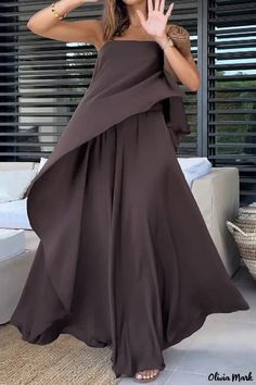 Olivia Mark - Chic Brown Vacation Outfit with Maxi Skirt Two Pieces Dress, Brown Maxi Dress, Winter Mini Dresses, Brown Maxi Dresses, Dress Sets, Sleeveless Suit, Maxi Skirt Outfits, Mini Robes, Irregular Hem