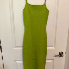 Body Hugging Midi Dress. The Color Is A Bit Lighter Than In The Pics. Nwt Lovely Twist Back. Chic Green Knit Midi Dress, Green Knit Midi Dress For Spring, Green Sleeveless Knit Dress, Green Knit Party Dress, Green Knit Midi Dress, Pink Print Dress, Side Cutout Dress, Cute Sundress, Blue Floral Midi Dress