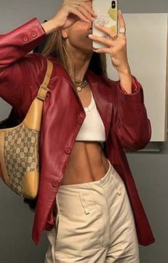 European Outfits, Stile Kylie Jenner, Cooler Look, Red Outfit, Looks Chic, Mode Vintage, Looks Style