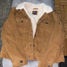 This Is A Boys Xxl Jacket Which Will Also Fit A Women’s Small Gap Hooded Fall Outerwear, Gap Hooded Outerwear For Fall, Hooded Outerwear With Pockets By Gap, Gap Outerwear For Fall Streetwear, Gap Fall Streetwear Outerwear, Gap Casual Winter Outerwear, Casual Winter Outerwear By Gap, Gap Winter Outerwear, Gap Long Sleeve Winter Outerwear