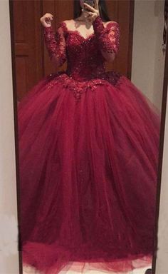 Long Sleeve Quinceanera Dresses, Burgundy Ball Gown, Robes Quinceanera, Burgundy Quinceanera Dresses, Sweet 15 Dresses, Quinceñera Dresses, Tulle Balls, Long Sleeve Prom, Sweetheart Prom Dress