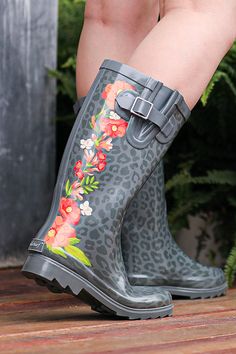 Turn heads with every step! 🖤 Our tall rubber boots for women waterproof and beautify, making every rainy day a fashion statement. 🌧️👢 #rainyday #rainydayoutfit #outdoorboots #landchief #womenrainboots #gardenboots #farmboots #womenshoes Rubber Boots For Women, Rain Boots For Women, Womens Rubber Boots, Garden Boots, Womens Rain Boots, Outdoor Boots, Rubber Boots, Rainy Day Outfit, Boots For Women