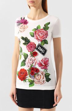 Stay stylish while staying comfortable with this Dolce & Gabbana Printed Cotton Floral T-Shirt. Crafted from ultra-soft jersey, the top is adorned an eye-catching Roses print and further embellished embroidered 3D for on-trend finish. Perfect any occasion. Designer Cotton T-shirt For Spring, Designer Multicolor Printed Tops, Designer Multicolor Graphic Print Tops, White Cotton T-shirt With Rose Print, Spring Graphic Tee With Rose Print, Spring Rose Print Graphic Tee, Designer Printed Summer Tops, White Digital Print Top For Summer, Designer Printed Tops For Spring