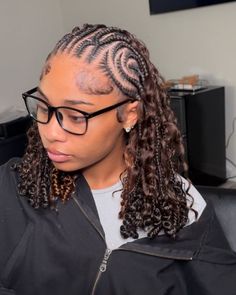 Your favorite BRAIDER 💖 on Instagram: "NOVEMBER bookings are opennnn book now🫶🏾  - bob Fulani knotless + human boho  -5h  . . . . . #bobknotlessbraids #bobstyle #bobhairstyles #bohoknotlessbraids #shortbraids #vahairstylist #vahairstylist #vahair #757braids #757braider #757hair #vbhairstylist #vbhair #nsubraids #odu #vsu #nsu #protectivestyles #hairinspo #trendyhair #viralvideos #viral #explore #explorepage #fyp" Boho Knotless Fulani Braids, Boho Tribals With Knotless Braids Bob, Boho Braids Fulani, Fulani Knotless Braids Hairstyles, Boho Bob Twist, Fulani Boho Bob, Boho Flip Over Fulani Braids Bob, Knotless Boho Bob Braids