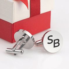 Wedding Gift - Personalized CUFFLINKS. These cuff links are the perfect way to thank your groomsmen for being a part of your wedding party. They are customizable with each groomsmen's initials, name, or even a short message, adding a personalized touch to their attire. PRODUCT FEATURES Materials: stainless steel Square: 0.7x0.7 inch=18x18mm Diameter: 0.7 inch=18mm Thickness: 0.1 inch=3mm Available colors: black, gold, rose gold and silver. - Suitable for everyday use - Made from high-quality sta Black Cufflinks For Wedding And Father's Day, Modern Black Wedding Cufflinks, Silver Cufflinks For Wedding Gift, Silver Wedding Cufflinks Gift, Silver Cufflinks With Gift Box For Father's Day, Elegant Cufflinks With Gift Box For Wedding Gift, Modern Cufflinks As Gift, Modern Round Cufflinks As Gift, Silver Cufflinks With Gift Box