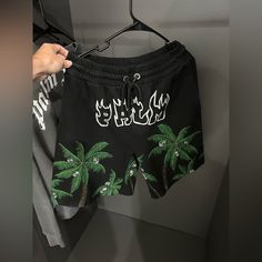 Rare Palm Angels Heavyweight Burning Palm Trees Shorts Size Large Comes With Tags From Saks. Black Beachwear Shorts For Spring, Black Bottoms For Streetwear And Beach Season, Black Summer Shorts For Streetwear, Palm Angels Shorts, Short Palm Trees, Palm Angels, Black Green, Palm Trees, Trees