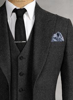 A suit that emulates the versatility and style of Tommy Shelby from Peaky Blinders, will exceed your expectations in every possible situation.  Our Thomas Shelby Peaky Blinders Charcoal Tweed Suit will never let a moment go dull with the interesting herringbone pattern that permeates a rich fashion sense into it and a neutral hue that will keep things sophisticated. From corporate meetings to wedding vows, its stunning design keeps you unforgettable. 
 
 Look your best at any formal or semi-for Thomas Shelby Peaky Blinders, Mens Tweed Suit, Grey Tweed Suit, Peaky Blinders Suit, Zegna Suit, Charcoal Gray Suit, Herringbone Suit, Royal Blue Suit, Rich Fashion