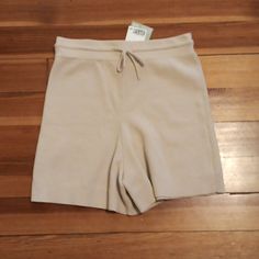 Nwt H&M Tan Shorts. Drawstring Waist. Size Xs. See Pics For Details Casual Fitted Cream Shorts, Fitted Cream Casual Shorts, H&m Stretch Shorts For Summer, Fitted Neutral Shorts For Spring, Beige Stretch Shorts For Day Out, Casual Neutral Fitted Shorts, Fitted Casual Neutral Shorts, Fitted Beige H&m Bottoms, Fitted Beige Bottoms From H&m