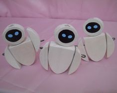 Wall E Eva, Healing Plants, Easy Wood Projects, Paper Toy, Toy Art