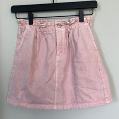 Zara Pink Denim Skirt With Front Pockets. Button, Zipper And Elastic Waistband. Never Worn. Only Washed And Dryer Once. No Flaws. Smoke Free Home Cute High-waisted Cotton Denim Skirt, Cute High Waist Cotton Denim Skirt, Pink Casual Bottoms For School, Casual Pink Bottoms For School, Casual Pink School Bottoms, Cute Denim Skirt With Pockets, Denim Pink Skirt With Pockets, High Waist Pink Cotton Denim Skirt, Pink Mini Denim Skirt Casual