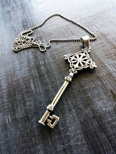 "Set of 1 Stainless Steel Skeleton Key Pendant with 1 Matching Chain! Your choice of: 24\" Stainless Steel Ball Chain, or 24\" Stainless Steel Oval Cable Link Chain (please leave a note at checkout with your choice of chain) 3D design; the design is on both sides made of high-quality 316 stainless steel Key measures: 82mm (3.25\") x 33mm x 7mm thickness Please let me know if you have any questions!" Key On Necklace, Necklaces Big, Key Necklace Vintage, Steampunk Key, Galaxy Jewelry, Skeleton Key Necklace, Big Pendant, Skeleton Keys, Old Keys