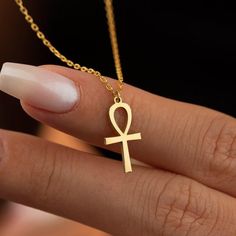 Script Ankh Necklace, Gold Ankh Necklace, Dainty Ankh Necklace,Christmas gift for Women, Bridesmaid gift, Ankh Cross Necklace, Silver Cross S H O W ∙ Y O U R ∙ S T Y L E 𝒰 𝒩 𝐼 𝒬 𝒰 𝐸 ♥️ Customize your jewelry only for yourself and create your design. Wear it either for everyday use or for special occasions. 𝒫 𝐸 𝑅 𝐹 𝐸 𝒞 𝒯 ∙ 𝒢 𝐼 𝐹 𝒯 ♥️ Make your friends or family happy with this exclusive gift. 𝑀 𝐼 𝒩 𝐼 𝑀 𝒜 𝐿 𝐼 𝒮 𝒯 ∙ 𝒟 𝐸 𝒮 𝐼 𝒢 𝒩 ♥️ Wear this jewelry with joy and show Teapot Necklace, K Necklace, Ankh Necklace, Ankh Cross, Christmas Gift For Women, Funky Jewelry, Exclusive Gift, Necklace Dainty, Christmas Gifts For Women