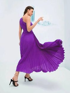 F00163252-102 Purple A-line Maxi Dress For Party, Formal One-shoulder Pleated Maxi Dress, Pleated Dress With Asymmetrical Neckline For Evening, One Shoulder Pleated Maxi Dress For Party, Chic Pleated One Shoulder Evening Dress, Chic One Shoulder Pleated Evening Dress, Elegant Pleated Maxi Dress With Asymmetrical Neckline, Elegant Pleated One Shoulder Dress For Night Out, Elegant Pleated One-shoulder Dress For Night Out