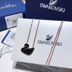 Sworski Jewellery, Swarovski Objects, Swan Pendant, Sophisticated Jewelry, Pretty Jewelry Necklaces, Special Occasion Jewelry, Crystal Jewelry Sets