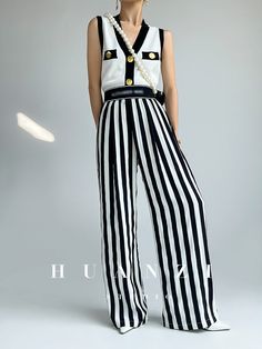 Brand : Huanzi Product Name: Lui MPN: 6UEWGG Spring Striped High-waisted Wide Leg Pants, Chic High Waist Vertical Stripes Wide Leg Pants, Chic High Waist Wide Leg Pants With Vertical Stripes, Summer Pants With Contrast Stripes, Chic Summer Pants With Contrast Stripes, Trendy Striped Wide Leg Pants For Spring, Chic Striped Bottoms, Chic Striped High Waist Wide Leg Pants, Chic White Bottoms With Striped Hem