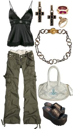 Early 2000s Outfit Ideas Grunge, Outfit Ideas White Background Y2k, Retro Outfits 2000s, Y2k Fairy Grunge Outfits, Antique Grunge Outfits, Back To School Outfits Grunge, Outfit Ideas Y2k Grunge, Grunge 2000s Fashion, 2000s Fashion Grunge