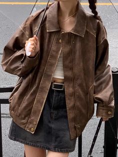 90's Womens Vintage Oversized Straight Leather Jacket, ladies leather – Love Your Mom 90s Leather Jacket Outfit, 80 Outfits, Vintage Outfits 80s, Outfit Patterns, Ladies Leather Jacket, Oversized Leather Jacket, Brown Leather Coat, Jacket Outfit Women, Womens Biker Jacket