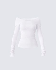 Sleek, chic, and effortless - this top is the perfect closet essential ✨ Constructed from soft stretch textured jersey, and complete with extra long sleeves and a raw edge for a sleek and subtle staple piece that's perfect for all occasions 🤍 Cute Long Sleeve Tops, White Tops For Women, Leslie White, Long Sleeve Top Outfit, Better Than Everyone, Luxury Tops, Cute White Tops, White Off Shoulder Top, Pink Jersey