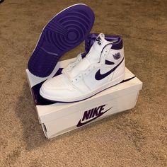 Women’s Size 9 / Men’s Size 7.5 Brand New Ds Condition Og All Fast Shipping ! Nike Shoes Womens, High Court, Purple Shoes, Jordan 1 Retro High, Jordan 1 Retro, Shoes Womens, Jordan 1, Nike Shoes, Nike Women