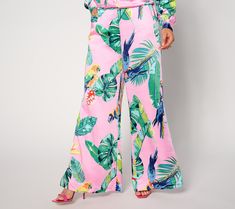 In our efforts to dress like we're on vacation every chance we get, these silky wide-leg pants show up big time. Polished details, like tall side slits and a flat front waist, make them first class all the way for a sunny Palm Springs lunch date, a fun Friday office look, or your favorite outdoor happy hour. Paradise, found. From Studio ParkTM x Vanessa Herring. Tall Wide Leg Pants, Spring Lunch, Spring Attire, Pink Paradise, Fun Friday, Petite Pants, Wide Leg Pant, Athletic Apparel, Big Time