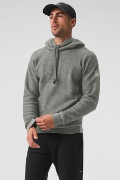 Constructed from both sides (smooth and fuzzy) of our plush, moisture-wicking triblend fleece, the Relaxed Hoodie is the ultimate in comfort for yoga or lounging. With hood drawstrings and hidden-zip side pockets. Super-soft tri-blend fleece with reverse panels Secure, invisible zippered pockets Designed & uniquely fit for every size Wear-tested by our in-house team for the perfect fit