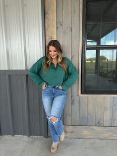 Stay cozy and stylish in our Hunter Zip-Up Crop Sweatshirt. With a defined collar and long drop-shoulder sleeves, this solid knit sweatshirt features a half-zip neckline and kangaroo pocket for added convenience. The cropped silhouette adds an edgy touch. Perfect for any casual occasion! Shelby is 5'4" and wearing a size Small. - True to size- Middle pocket- French Terry Lining Fall Half-zip Loungewear Sweater, Half-zip Sweater For Fall Loungewear, Fall Half-zip Sweater For Loungewear, Oversized Half-zip Top, Fall Loungewear Half-zip Tops, Fall Half-zip Top With Ribbed Collar, Half-zip Tops With Ribbed Collar For Fall, Green Half-zip Fall Sweater, Relaxed Fit Half-zip Hoodie For Fall