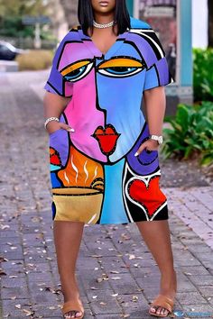 OrcaJump - Casual Comfort V Neck Short Sleeve Midi Dress with Pocket Design Casual Multicolor Dress With Pockets, Casual Multicolor Print Knee-length Dresses, V Neck Style, Patterned Midi Dress, Short Sleeve Midi Dress, Suits Clothing, Exclusive Dress, Romper Outfit, Urban Dresses