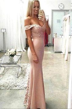 #custommadedresses #dnw #googleshopping #lacepromdresses #longpromdresses #mermaidpromdresses #offtheshoulderpromdresses #partyeventdresses #pinkpromdresses #productoptioncolorswatchstretchsatin #promdresses Bridesmaid Dresses Long Lace, Lace Prom Gown, Prom Dresses Off The Shoulder, Evening Dresses Uk, Prom Dresses Long Lace, Lace Evening Gowns, Floor Length Prom Dresses, Womens Prom Dresses, Satin Prom Dress