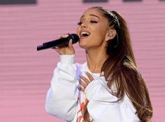 Ariana Grande The Voice, Ariana Grande Wallpapers, Manchester Attack, Celebrity Style Red Carpet, Women In Music, Body Picture