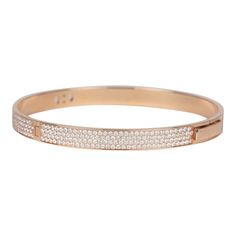 This Hermes H D'Ancre PM bracelet is of 18K rose gold and 0.91 ct white diamonds.There are 443 round brilliant cut diamonds VVS1 clarity E color total weight approximately 3.09ct. and snap closure. Origin: FranceCondition: Never wornAccompanied by: Hermes box and carebookMeasurements: 6.75" circumference, 2.25" diameter |Bracelet Size: Small/SH: 6-1/8" Hermes Bracelet, Hermes Birkin 25, Hermes Box, Rose Gold White, Birkin 25, White Rose Gold, White Diamonds, Round Brilliant Cut Diamond, Bracelet Sizes