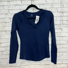 Navy Blue Thinner Material, Long Sleeve Shirt. New With Tags. Size Xs, Polyester. Blue Stretch Shirt For Fall, Shirt Color, Long Sleeve Shirt, Sleeve Shirt, Colorful Shirts, Long Sleeve Tees, Long Sleeve Shirts, Color Blue, Navy Blue