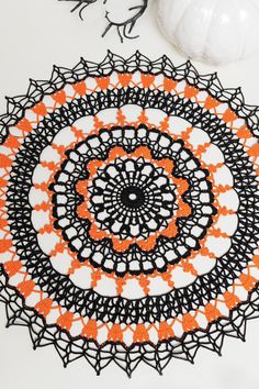 halloween doily crochet pattern Colored Doilies, Table Topper Patterns, Paper Crafts Magazine, Halloween Colors, Doily Pattern, Needlework Shops, Fat Quarter Quilt, Beginner Knitting Patterns, Halloween Crochet Patterns