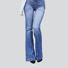 Stay ahead of the fashion game with our 2023 Spring-Summer Collection vintage bootcut jeans. Combining street vibe with a hint of mid-rise retro allure. our jeans are crafted for those who live for fashion. Whether you're out for lunch. or dancing the night away. these jeans will make you look and feel fabulous!Why These Jeans are the Perfect ChoiceOur jeans are textured to bring out the best in you. With an exquisite zipper and button closure. each movement is a testament to your fashion-savvy Mid-rise Medium Wash Flare Jeans, Dark Wash Flares With Five Pockets, Trendy High Rise Dark Wash Flare Jeans, Denim Blue Full Length Flare Jeans For Summer, Summer Full-length Denim Blue Flare Jeans, Trendy Straight Leg Dark Wash Flares, High Rise Denim Flares For Summer, Casual Denim Flares For Spring, Trendy Straight Leg Flares