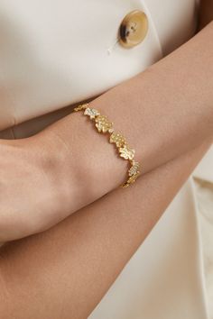 EXCLUSIVE AT NET-A-PORTER. Inspired by the founders' fond memories of sun-filled days spent by the pond at their upstate New York home, David Yurman's 'Petals' collection is an homage to the delicate water lily. Crafted from 18-karat gold to form an abstract floral shape, this bracelet is encrusted with an array of twinkling round-cut diamonds. New York Home, Gold Diamond Bracelet, Bracelets Gold Diamond, Upstate New York, The Pond, Water Lily, Fall Shopping, David Yurman, Round Cut Diamond