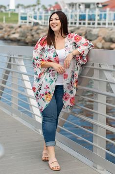 Mode Kimono, Vegas Outfit, Look Plus Size, Plus Size Fashion For Women, Summer Fashion Trends, Shopping Tips, Plus Size Womens Clothing, Big Girl, Curvy Outfits