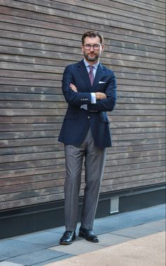 Navy blazer with grey trousers - menswear classics Men Navy Suit Outfit, Suit Mix And Match Men, Navy Blazer Grey Pants, Navy Blazer Outfits Men, Navy Suit Outfit Men, Grey Blazer Black Pants, Navy Suit Tie, Navy Blue Blazer Outfit, Blue Blazer Outfit Men