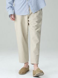 Editor's NotesHALBKREIS' wide-fit pants are made of linen blended fabric, giving a breathable and comfortable feeling.- Button and zipper closure- Durable and breathable fabric- Linen blended material- Wide fit silhouette- Versatile itemMeasurements (in.)S/M/L- Length: 35.23 / 35.62 / 36.02 in.- Waist: 15.15 / 16.14 / 17.12 in.- Thigh: 13.58 / 13.97 / 14.37 in.- Front rise: 12.40 / 12.79 / 13.18 in.- Hem: 7.24 / 7.51 / 7.79 in.*Model InformationMan - Height: 5'83 Fitting size SComposition & Care- 85% Linen, 15% Cotton- Dry Clean- Hand wash in lukewarm water- Do not tumble dry- Do not bleachDesigner- by HALBKREIS Beige Chinos Trousers For Summer, Beige Chinos For Summer, Beige Tapered Leg Pants For Everyday, Beige Straight Pants For Everyday, Everyday Beige Tapered Leg Pants, Beige Ankle-length Chinos For Summer, Everyday Beige Straight Pants, Summer Beige Ankle-length Chinos, Everyday Beige Straight Chinos