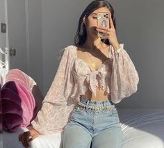 Big Bust Style Outfits Aesthetic, Hannahleeduggan Outfits, Bday Outfit Ideas Casual Summer, Sweet Aesthetic Outfits, Cute Spring Outfits Casual Girly, Dreamy Outfits Aesthetic Casual, Romantic Ingenue Outfits, Romantic Clothing Aesthetic, Long Sleeve Summer Tops