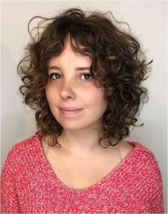 Kręcony Bob, Short Curly Bob Hairstyles, Trendy We Fryzurach, Dunner Wordend Haar, Bob Haircut Curly, Bob Hairstyles With Bangs, Long Bob Haircuts, Short Curly Bob