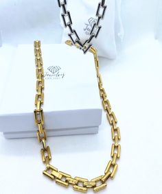 Ivy is a chic necklace chain that exudes luxury and sophistication. Chic Necklace, Necklace Chain, Ring Necklace, Chains Necklace, Ring Earrings, Ivy, Necklaces Bracelets, Silver Gold, Chain