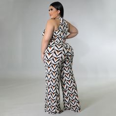 Elevate your style with our Plus Size Belted Halter Sleeveless Jumpsuit! Featuring a flattering halter neckline and belted waist, this jumpsuit is designed to enhance your curves. The sleeveless design keeps you cool and comfortable, while the included belt adds a touch of sophistication. Perfect for any occasion, feel confident and stylish in our jumpsuit! 93% Polyester 7% Spandex Machine Wash Brand Size Dress Bust Waist Hip XS 0-2 31-32.5'' 23-24'' 31-34" S 4--6 33-35'' 25-26'' 35-37" M 8--10 Learn Makeup, Plus Size Belts, Shirt Jacket Men, Belt Jumpsuit, Digital Abstract, Mens Jackets Casual, Fitted Jumpsuit, Mens Sleepwear, Clothing Casual