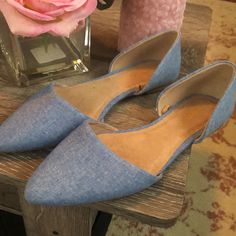 Old Navy | Chambray Flats Size 7 1/2 New Without Tags Trendy Blue Flats For Spring, Chic Low-top Spring Flats, Blue Low-top Flats For Spring, Blue Almond Toe Slip-on Flats, Navy Shoes, Flat Color, Loafer Flats, Chambray, Flat Shoes Women