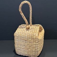 Handcrafted Woven Bag With Loop Handle Straw Bag, Hyacinth Basket, Unique Purse New This Handcrafted Bag Is A Unique Piece Of Artisanship. The Woven Pattern And Straw Exterior Make It A Standout Accessory For Any Woman's Wardrobe. The Loop Handle And Medium Size Provide Practicality While Maintaining A Stylish Look. The Lining Material Add To The Overall Cohesive Design Of The Bag. This Satchel/Top Handle Bag Is Perfect For Any Occasion, Whether It Be A Casual Outing Or A Special Event. Add This Hyacinth Basket, Ysl Wallet, Bags Making, Clutch Purse Black, Purse Crafts, Free People Bags, Velvet Clutch, Rhinestone Clutch, Unique Purses