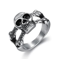 Every pirate deserves a beautiful skull and crossbones ring around his finger! Discover this unique treasure, a timeless ring with a neat finish. Get yours! Are you a pirate fan? Maybe you like One Piece or the Pirate of the Caribbean,a series of 5 movies that started in 2003 and talks about an eccentric pirate ship captain named Jack Sparrow, piracy started all the way back in the 14th century and peaked in the late 16 th and 17 th. This ring was stolen from a large spanish ship back in the Gol Pirate Ring, Golden Age Of Piracy, Sterling Silver Skull Rings, Mens Skull Rings, Silver Skull Ring, Timeless Ring, Chunky Ring, Goth Jewelry, Skull Head