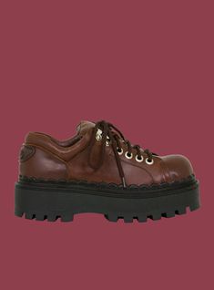 Seek Shoe, Platform Boots Chunky, Chunky Shoes, Shoe Inspo, New Rock, Trail Shoes, Leather Boot, Chunky Platform, Fashion Fits