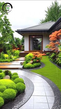 "Immerse yourself in the serenity of a natural modern garden. Explore sustainable landscaping, organic design, and the perfect balance between nature and contemporary aesthetics. Create a harmonious outdoor retreat that seamlessly blends modern style with the beauty of the natural world. 🏡🍃 #NaturalModernGarden #SustainableLiving #OutdoorHarmony" Beautiful Bungalows, Cottage House Designs, Ranch House Exterior, Japan Home, Sustainable Landscaping, Modern Backyard Landscaping, Front Yard Garden Design, Cottage Exterior