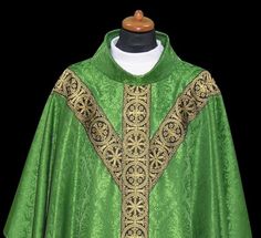 Brand new Chasuble and matching stole. . Fabric is damask very light. Total length 130 cm Privat auction Table Fabric, The Cross Of Christ, Handmade Brand, Gothic Fashion, Damask, Veil, Poland, Auction, Ships