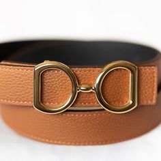 *********Holiday Special: $50 And Bogo 50% Off --- From Now Until December 31st 2024********** Reversible Belt Strap - Grainy Brown Leather & Smooth Black Leather Leather - Hq Cowhide, 3cm Belt Strap Buckle - Reverse D, Removable/Interchangeable, Beautiful Shiny Gold Measurements: Buckle To Tightest Notch - Furthest Notch (5 Notches) Small: 67.5cm - 77.5cm Medium: 74.5cm - 84.5cm Large: 83.5cm - 93.5cm ****Please Check Sizing Carefully, Sale Is Final. In Between Sizes, Recommended To Size Up**** Horsebit Belt, Vintage Gucci Belt, Flip Belt, Rhinestone Belt Buckle, Boho Belts, Silver Belt Buckle, Blue Belt, Silver Belts, Reversible Belt