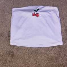 Never Worn Brand New, No Rips Or Tears And A Smoke And Pet Free Home Polo Crop Top, Stretchy Crop Tops, Cherry Color, Purple Crop Top, Sleeveless Sweater Vest, Plaid Crop Top, Orange Shirt, Summer Crop Tops, Floral Crop Tops